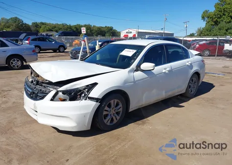 2011 Honda Accord 2.4 Se from USA, damaged, VIN 1HGCP2F6XBA088635